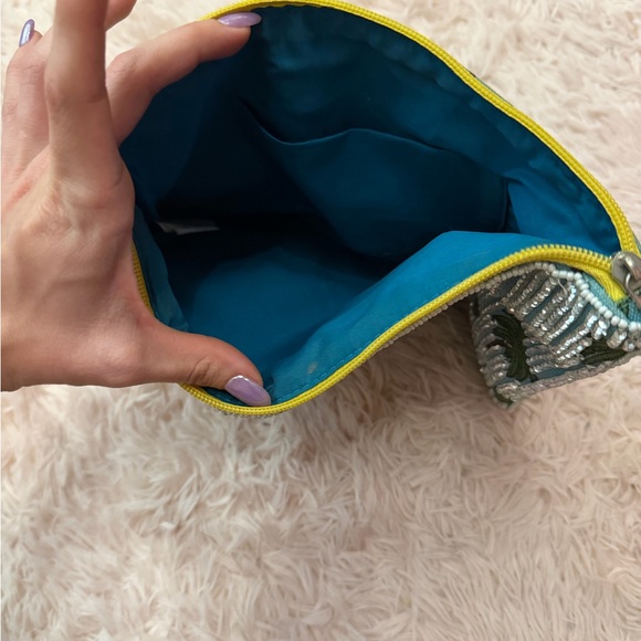 💕 beaded palm tree pouch - Picture 2 of 4